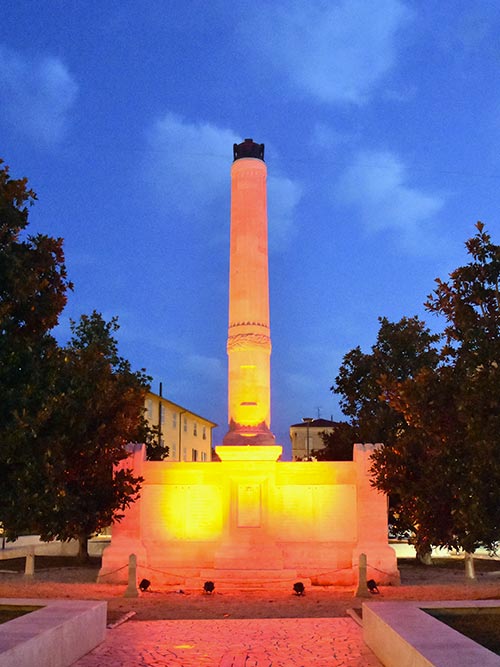 Obelisco Chiaravalle Montessori